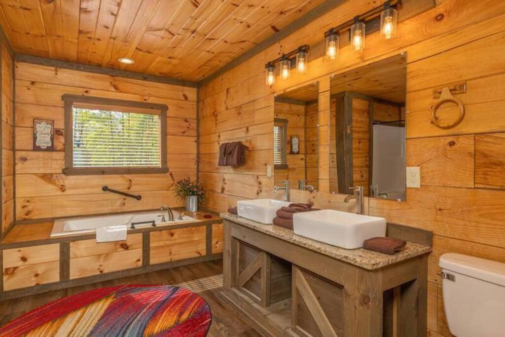 سيفيرفيل The Appalachian - Your Pigeon Forge Dream Cabin المظهر الخارجي الصورة