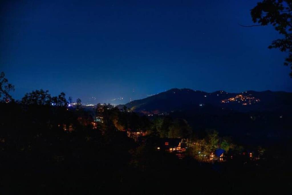 سيفيرفيل The Appalachian - Your Pigeon Forge Dream Cabin المظهر الخارجي الصورة