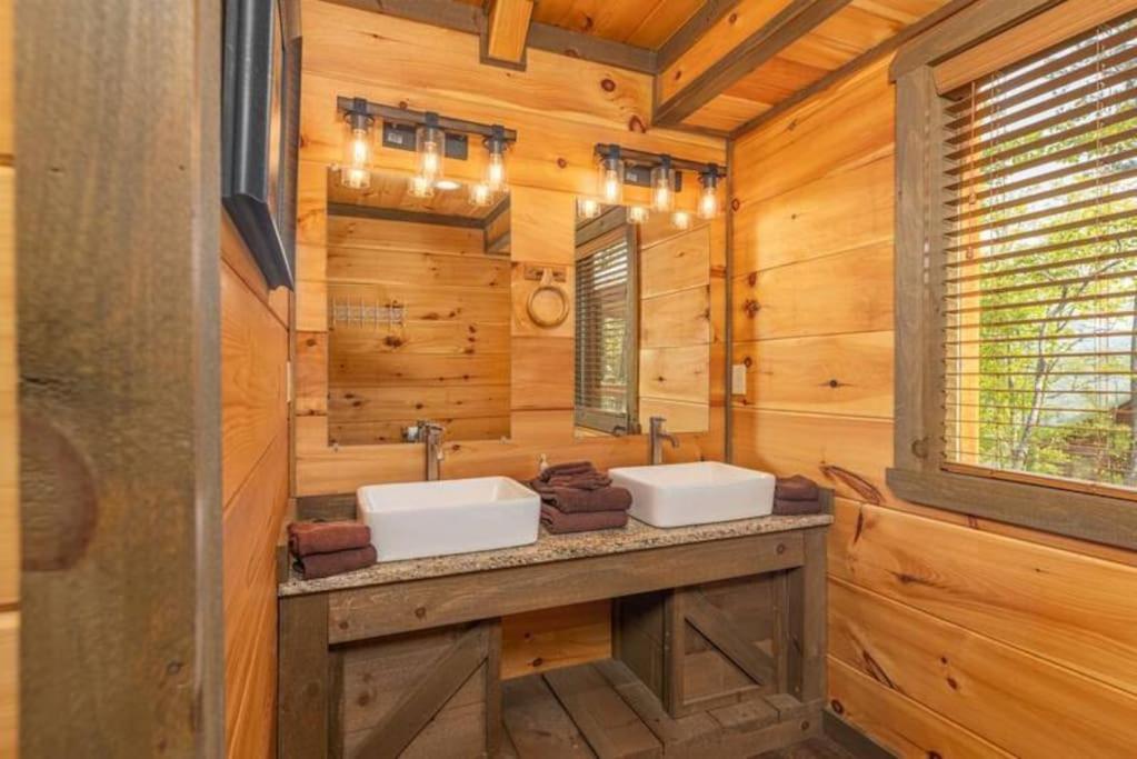 سيفيرفيل The Appalachian - Your Pigeon Forge Dream Cabin المظهر الخارجي الصورة