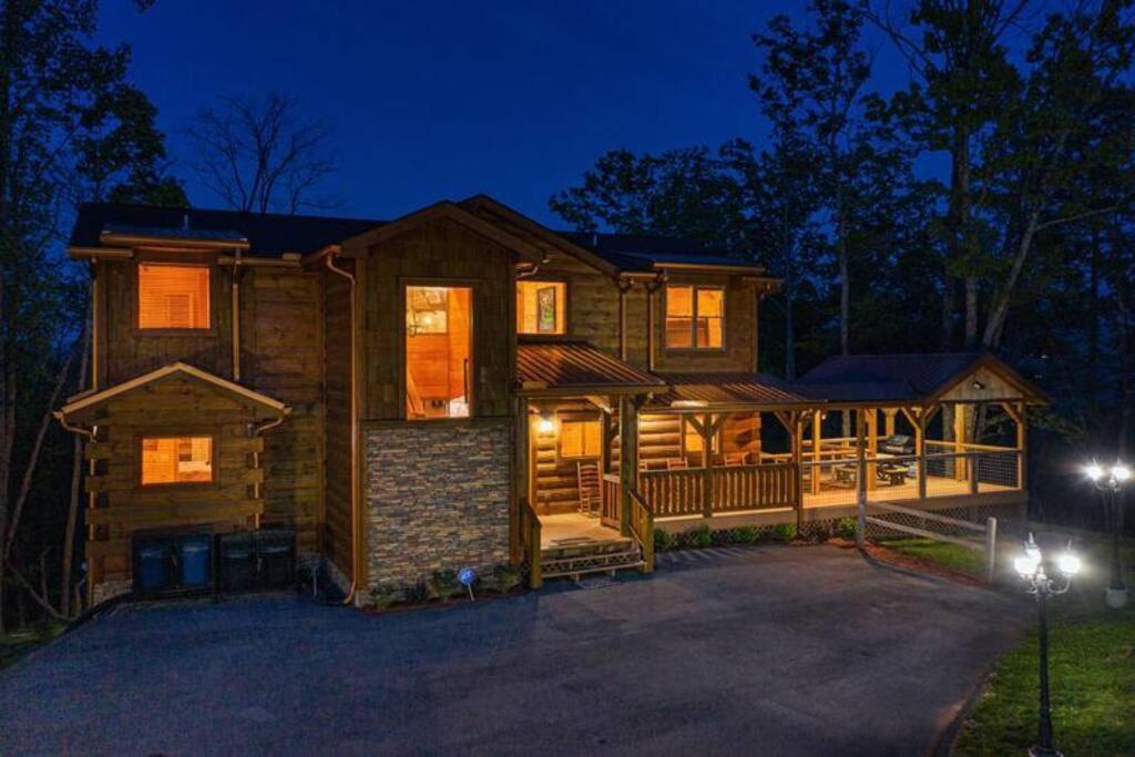 سيفيرفيل The Appalachian - Your Pigeon Forge Dream Cabin المظهر الخارجي الصورة